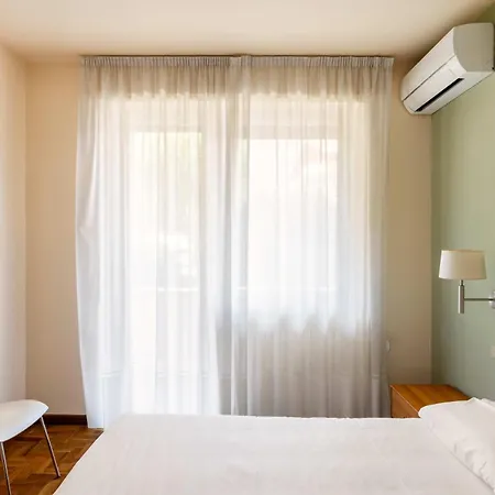 Апартаменты Trilocale In Centro Con Giardino *