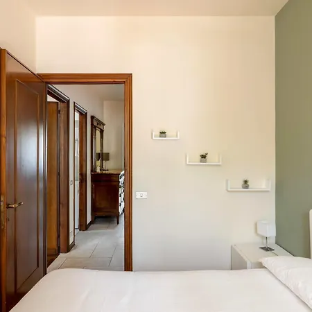 Trilocale In Centro Con Giardino