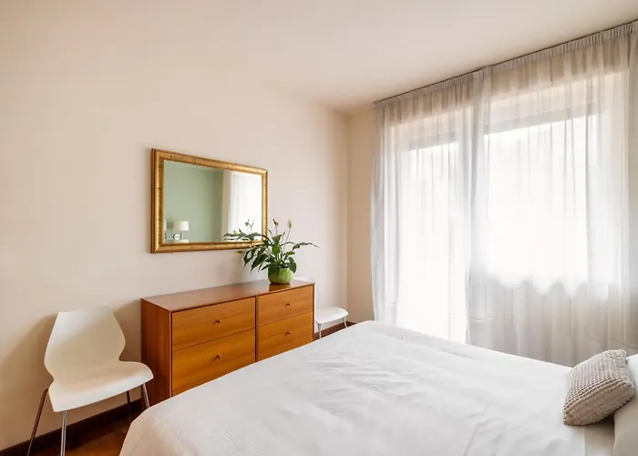 Trilocale In Centro Con Giardino Апартаменты